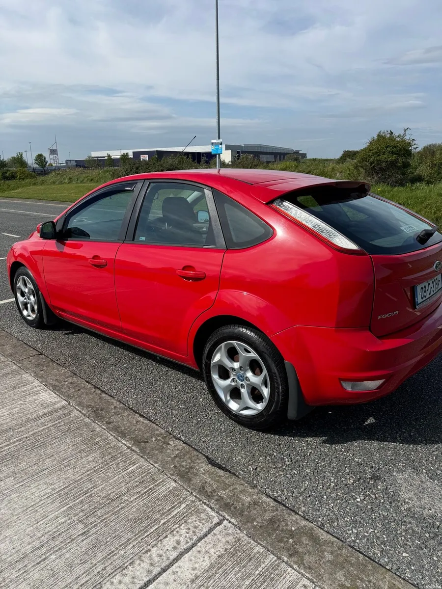 Ford focus 1.4 Petrol Nct 2/27 Tax 9/26 - Image 2