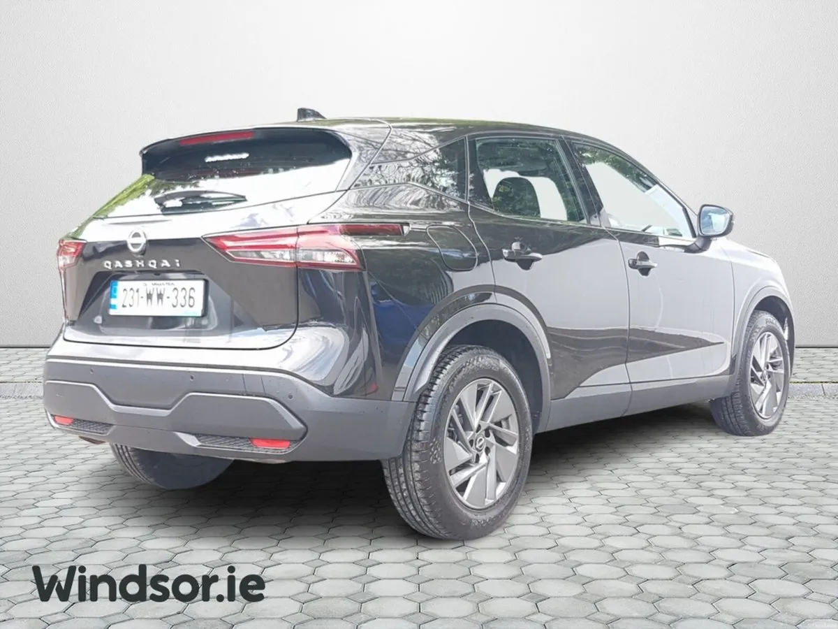 Nissan Qashqai 1.3 PET MILD HYBRID SV** €3000 SCRA - Image 3