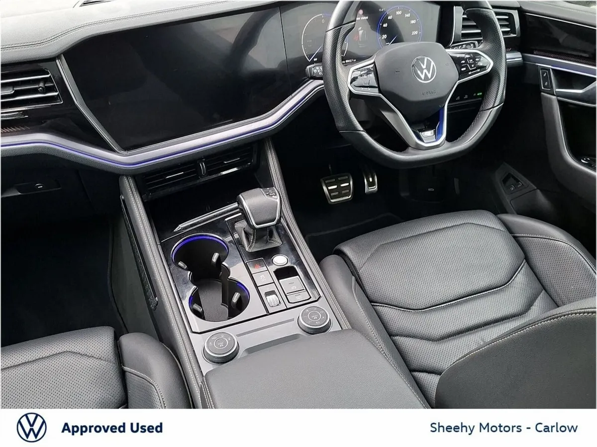 Volkswagen Touareg 3.0TSI R PHEV 462HP DSG 5DR - Image 2