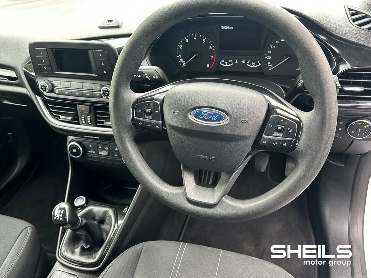 Ford Fiesta 1.1 Petrol Titanium - Image 3