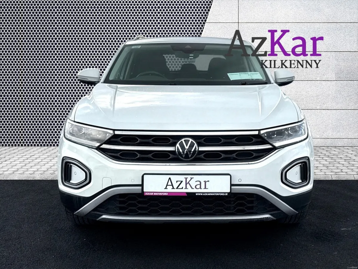 Volkswagen T-Roc 2023 STYLE 1.0TSI 110BHP €119 PW - Image 2