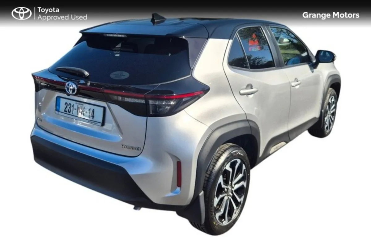 Toyota Yaris Cross 1.5 LUNA SPORT 5DR BITONE**FULL - Image 3