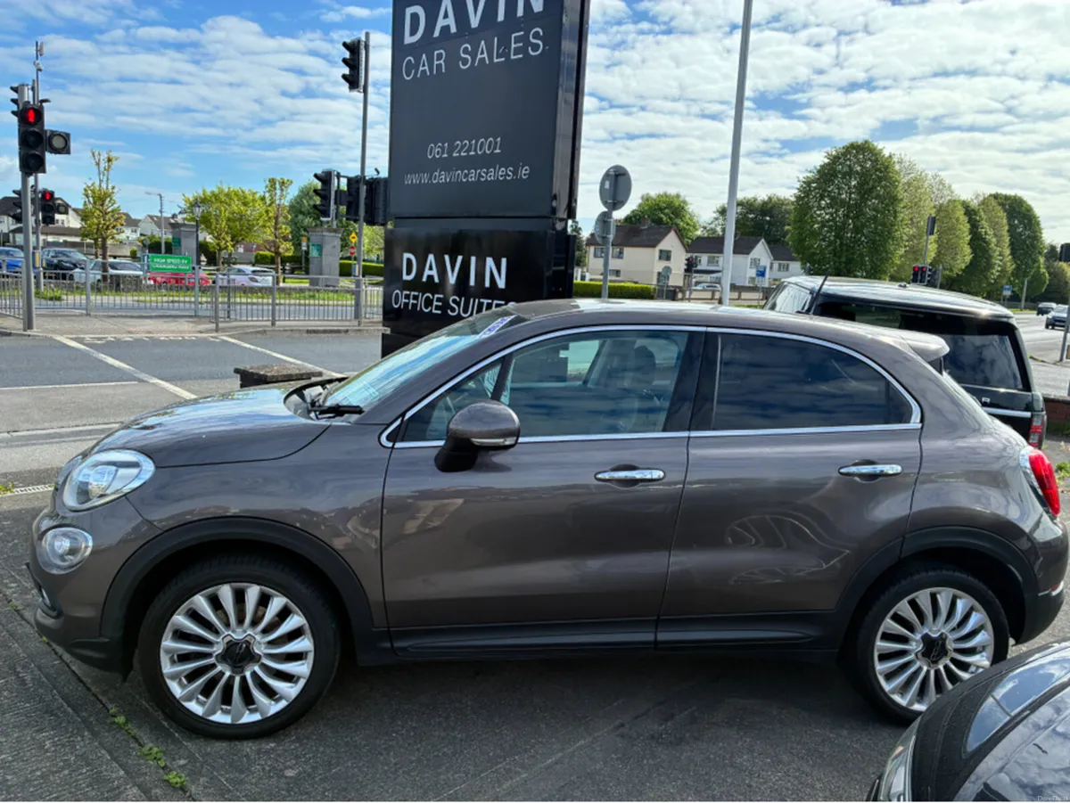Fiat 500X LOUNGE 1.6 MJET 120HP 4X2 4DR - Image 2