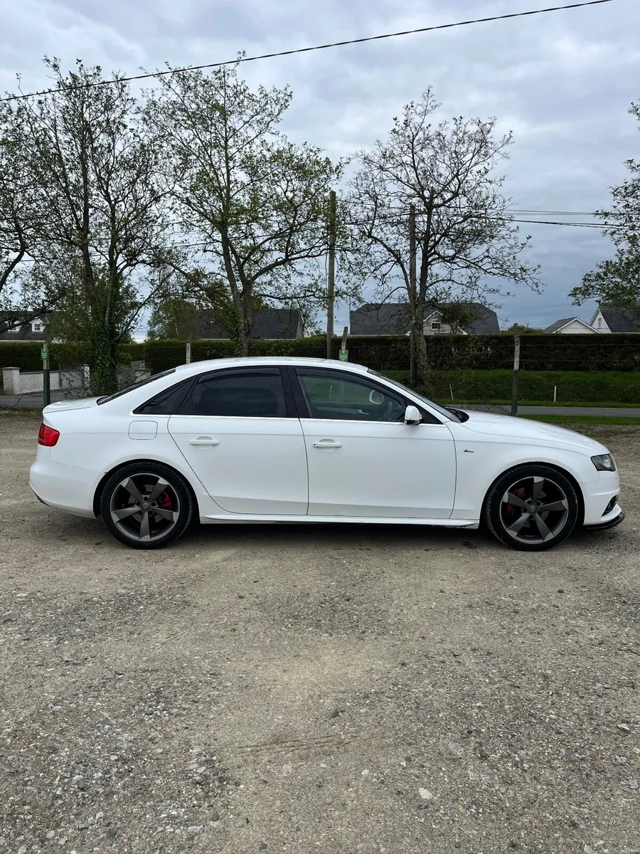 Audi A4 2012 - Image 4