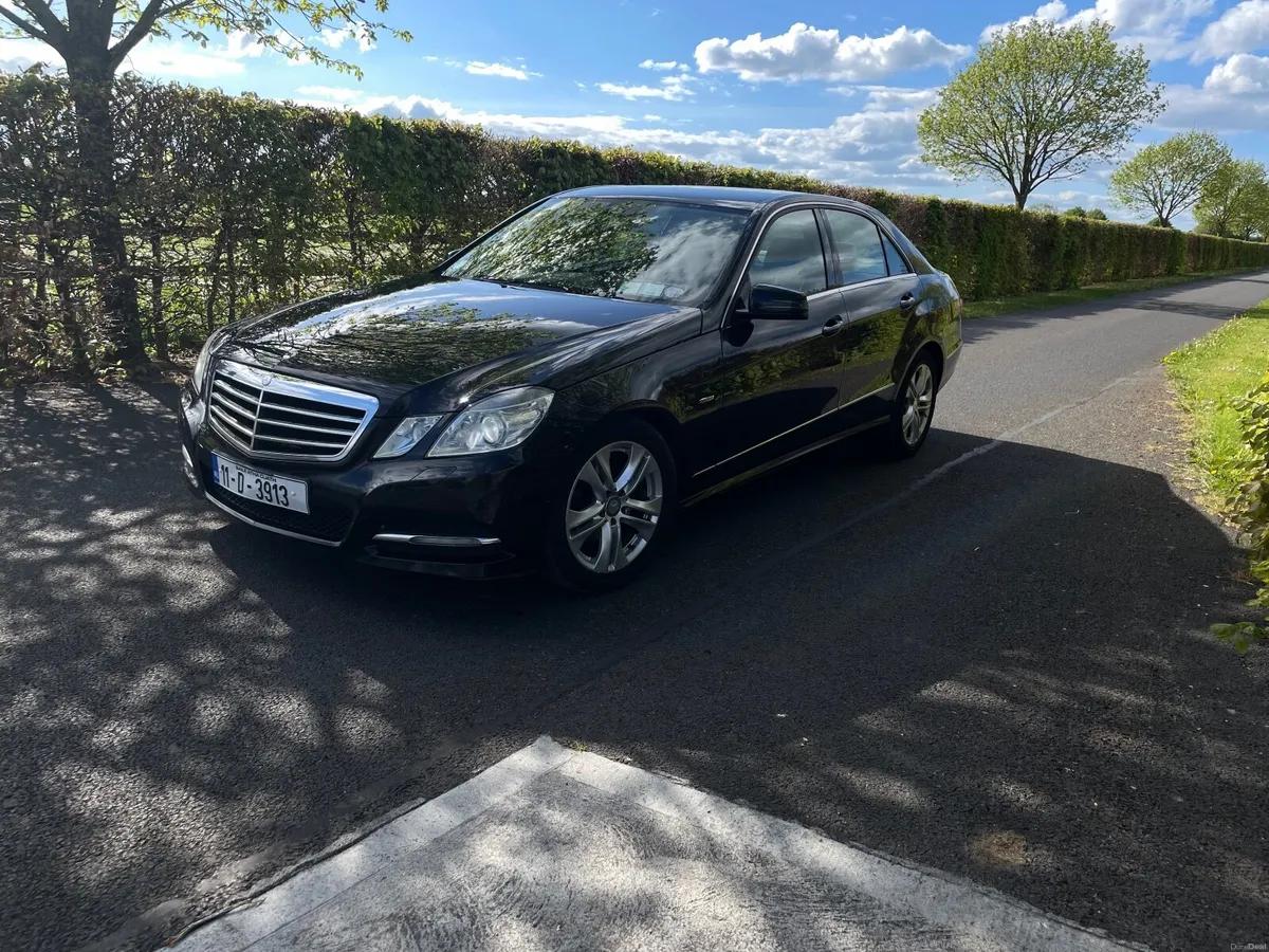 Mercedes-Benz E-Class 2011 NCT 05/27 TAX 08/26 - Image 1