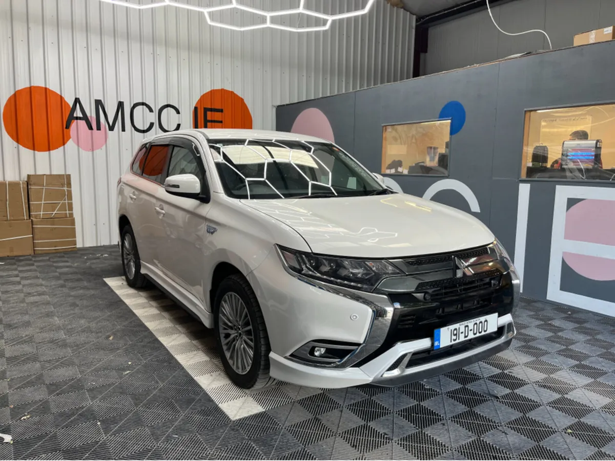 Mitsubishi Outlander 2019 MITSUBISHI OUTLANDER 2.4 - Image 1