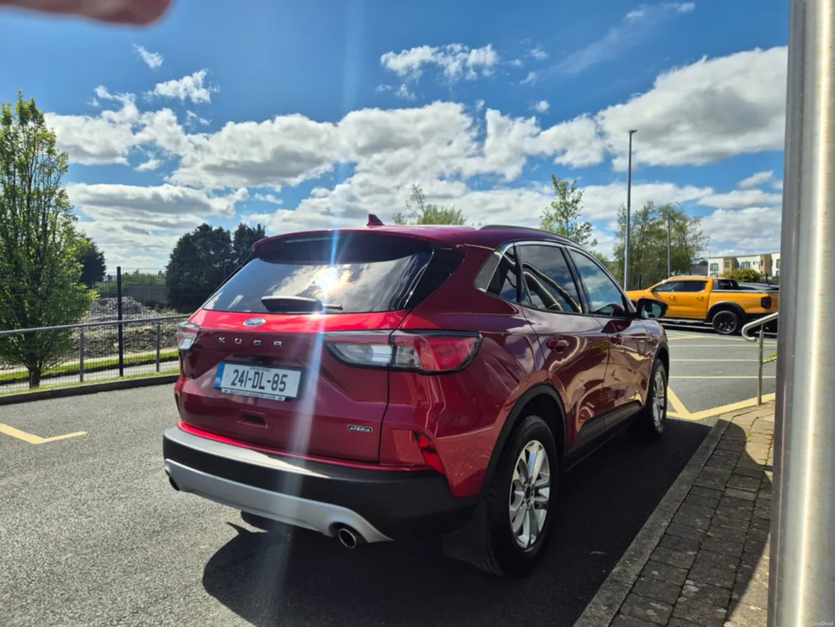 Ford Kuga TITANIUM 5DR 2.5 PHEV 225 S6 - Image 4