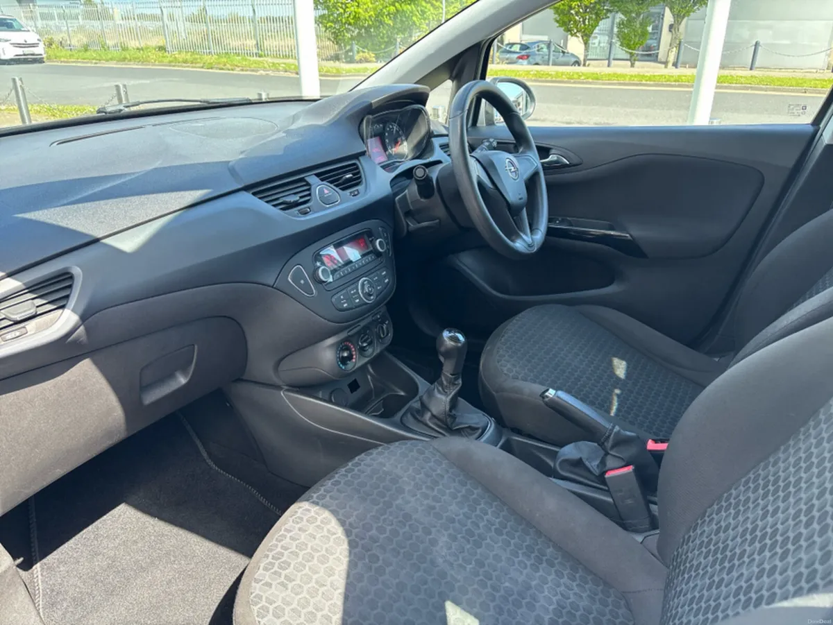 Opel Corsa CORSA-E E 1.4 I 75PS 5DR - Image 3