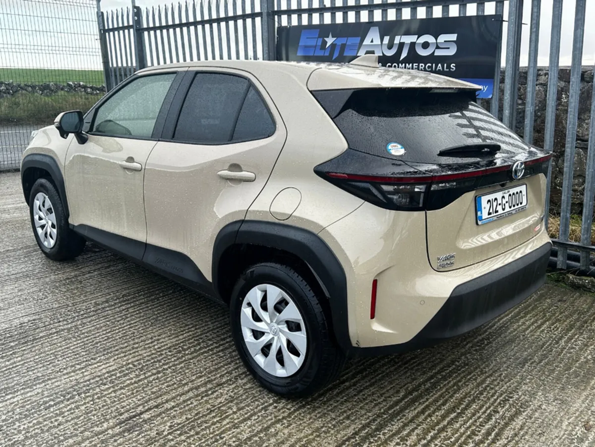 Toyota Yaris Cross G Pack Self Charging Hybrid - Image 4