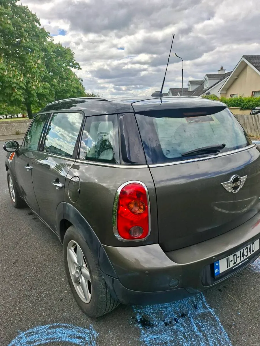 MINI COOPER 2011 DIESEL LOW KM - Image 3