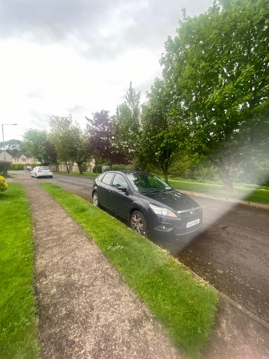 Ford Focus 2010 - Image 4