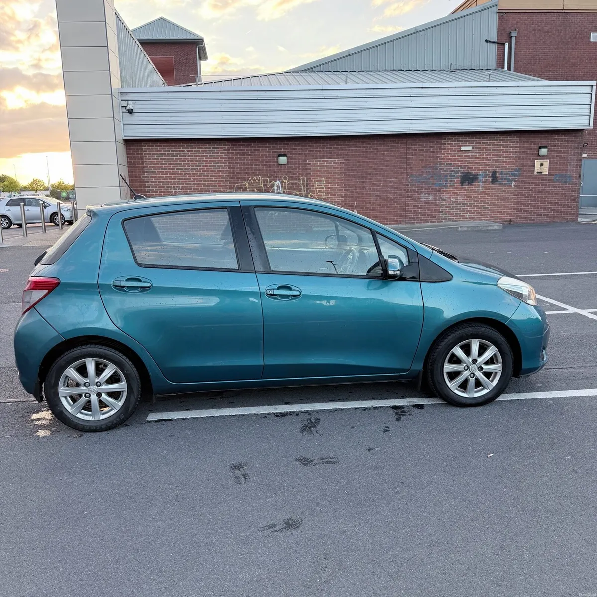 Toyota Yaris - Image 1
