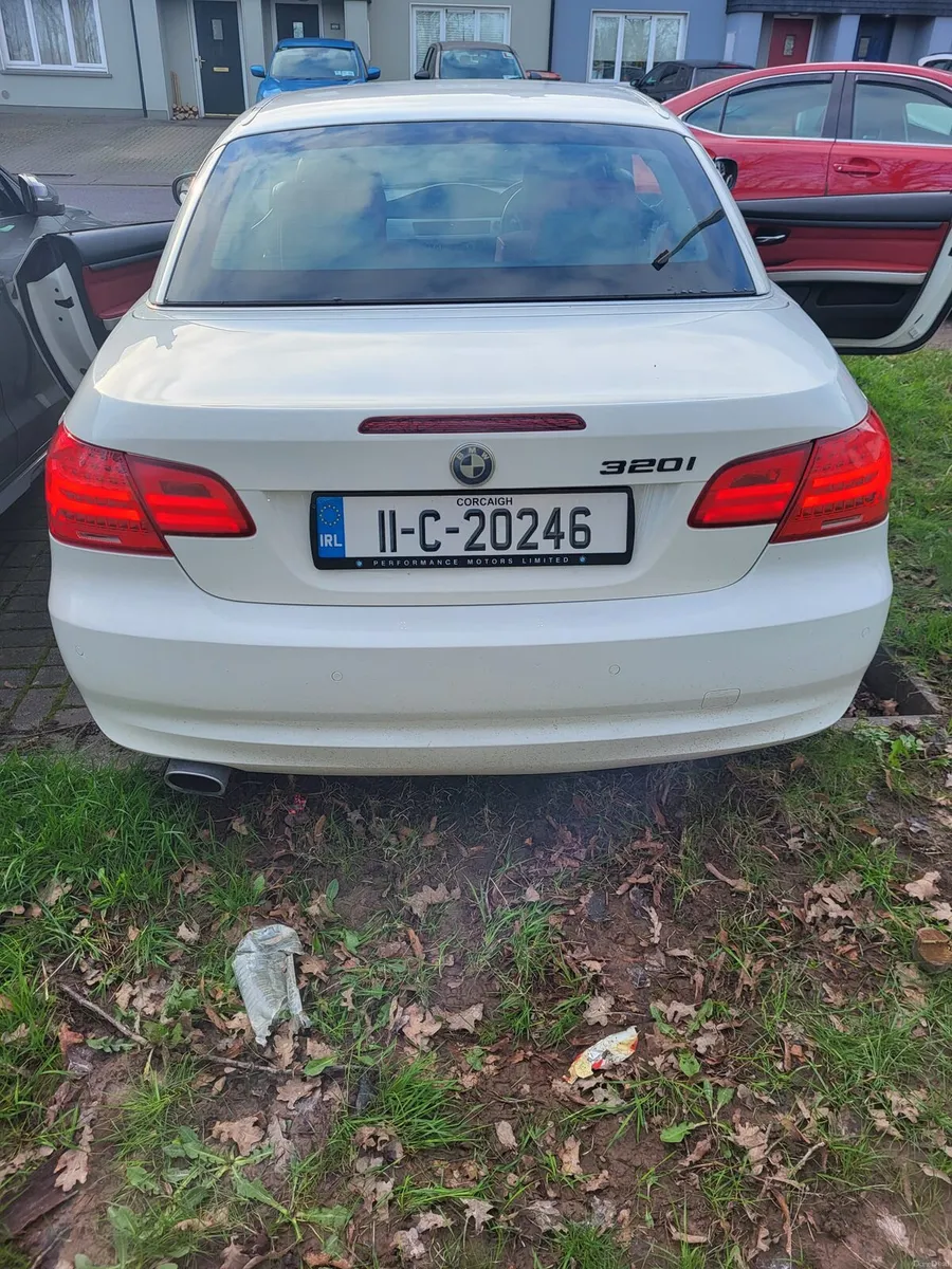 BMW 3 convertible 2011 - Image 4