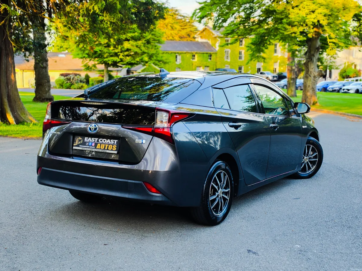 2019 Toyota Prius 1.8 Petrol Hybrid Automatic - Image 3