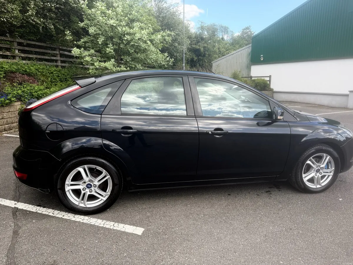2010 ford focus NEW NCT 02-27 taxed 09-26 - Image 4