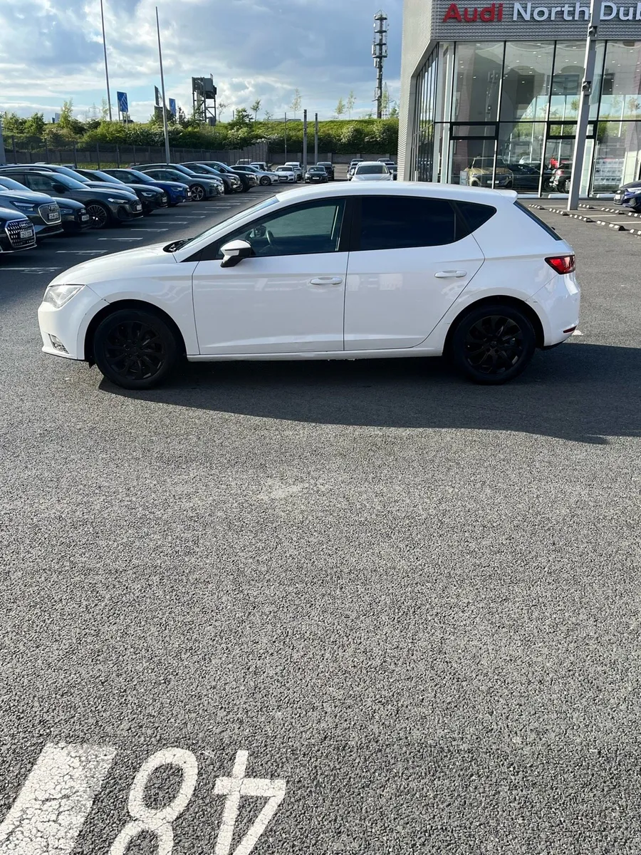 Seat Leon - Image 4
