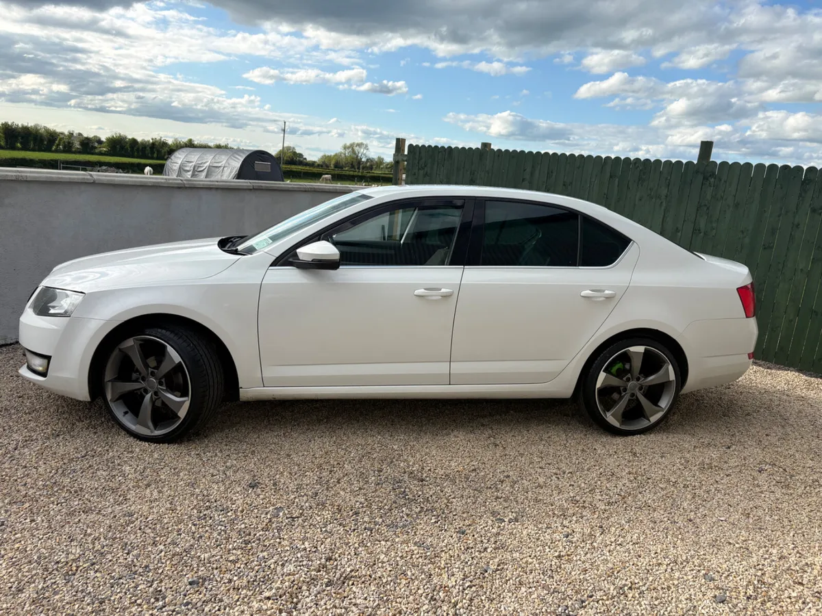 Skoda Octavia 2016 1.6tdi - Image 2