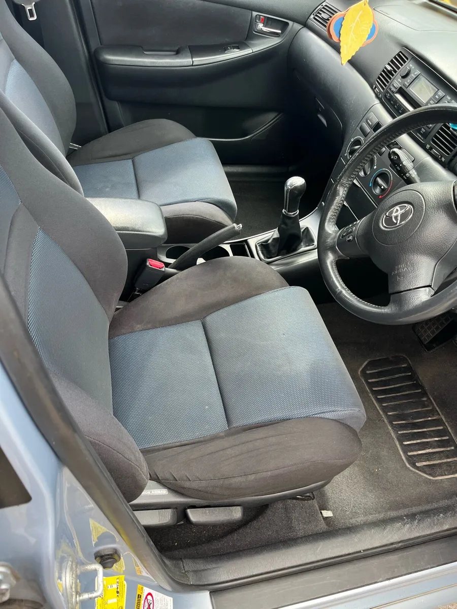 2005 Corolla 1.4 petrol, NCT 5/27, 2 Owners - Image 4