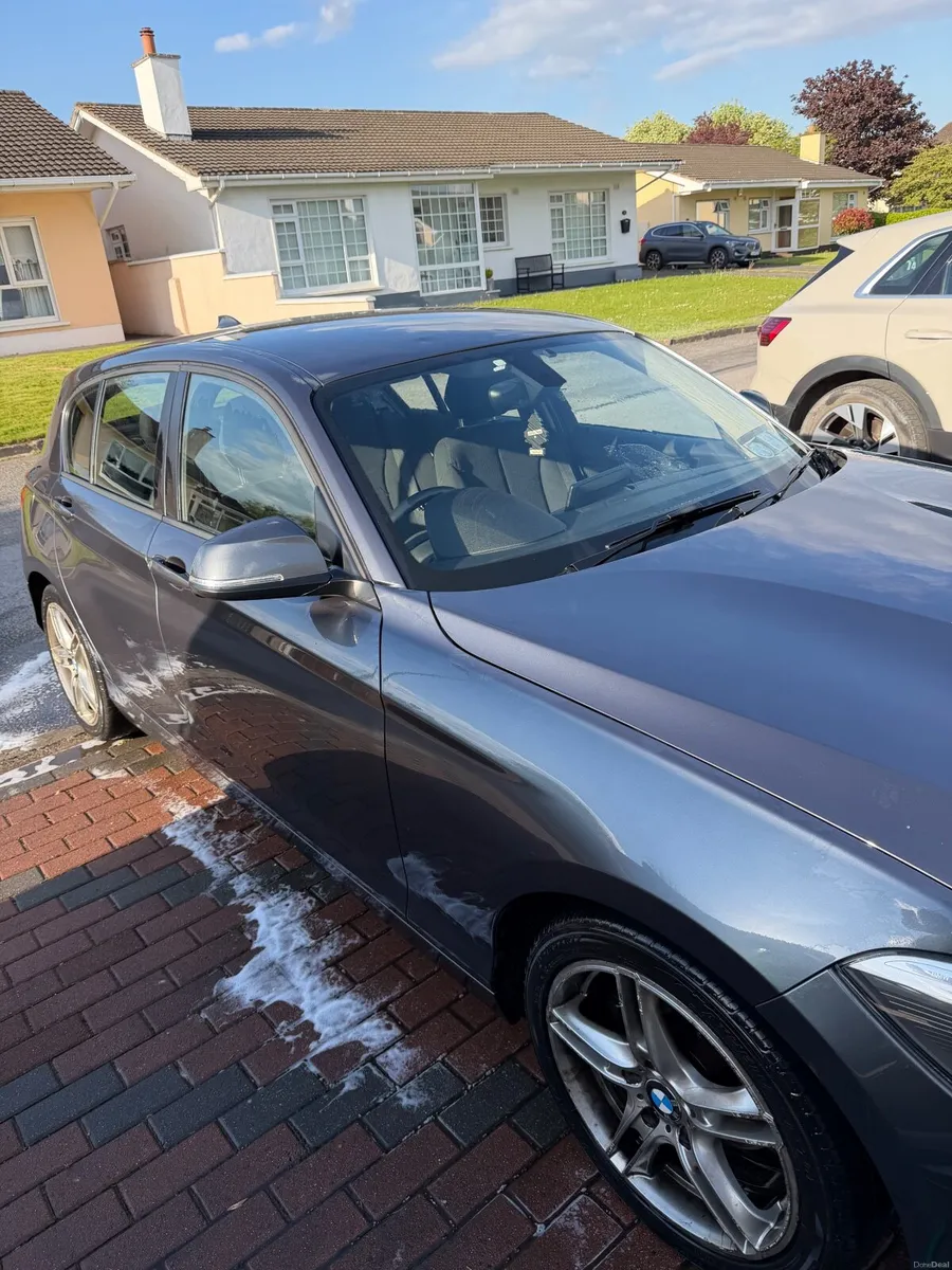 BMW 1-Series 2011 - Image 4
