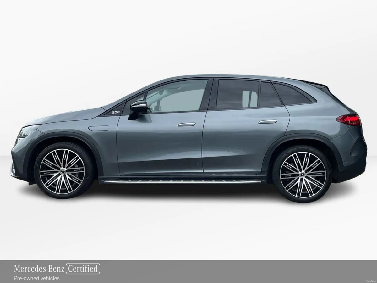 Mercedes-Benz EQE 300 AMG Line Electric Art AirMat - Image 6