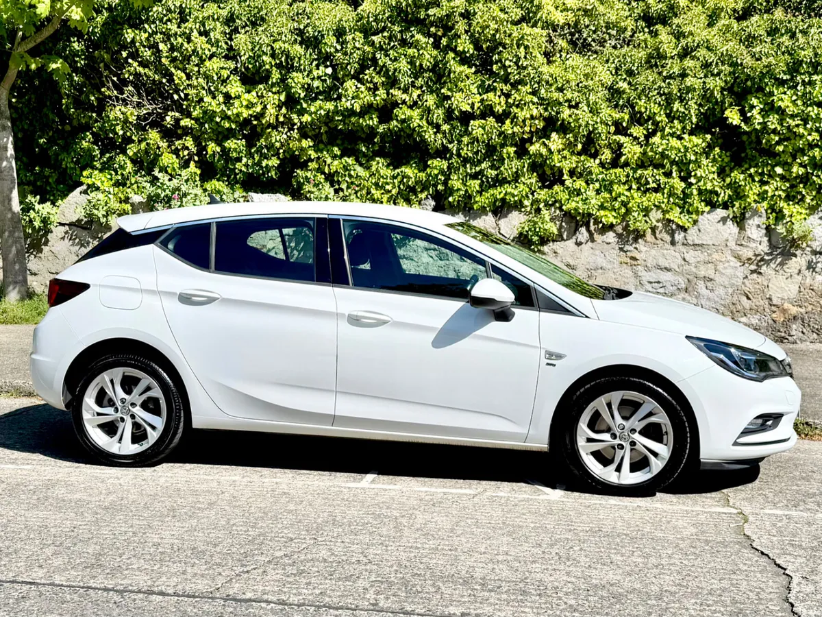 Vauxhall Astra 2018!!!SRI 1.6l CDTI!!! - Image 3