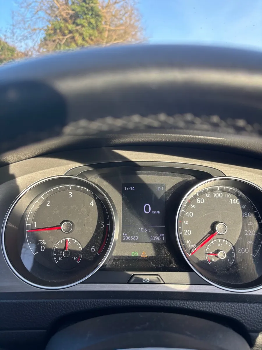 Volkswagen Golf 2014 - Image 1