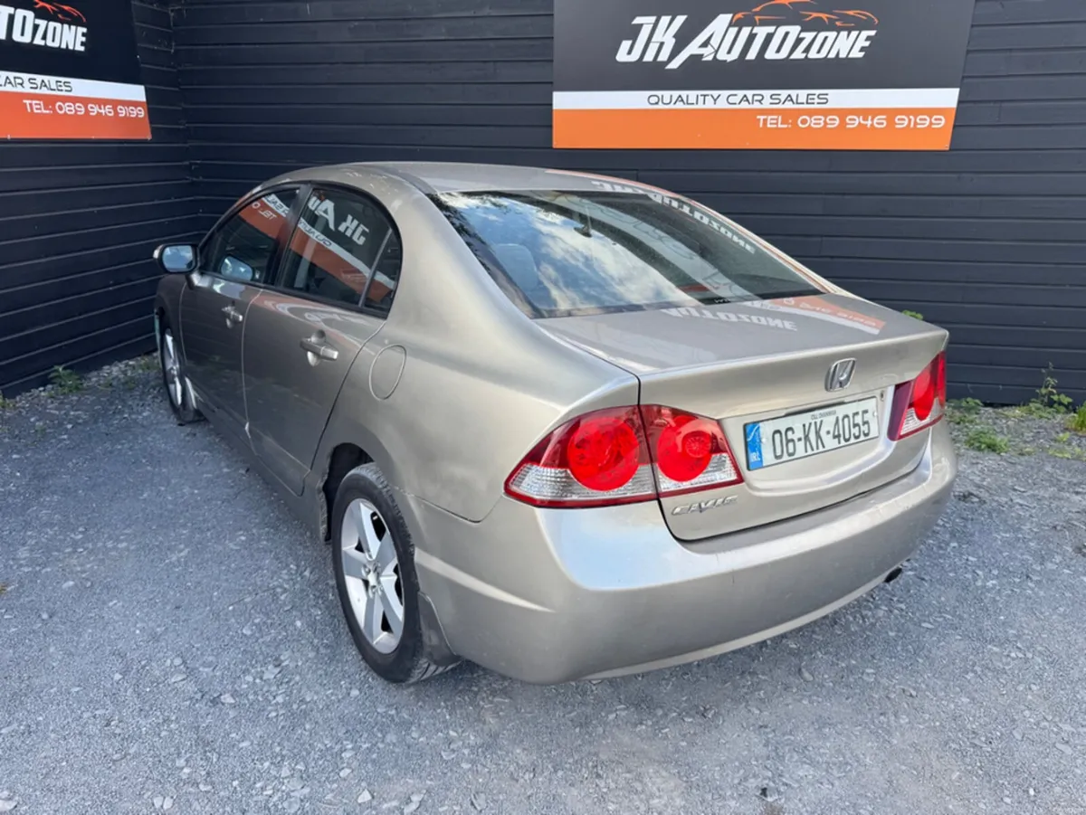 Honda Civic 1.8I SES 4 DOOR 4DR - Image 4