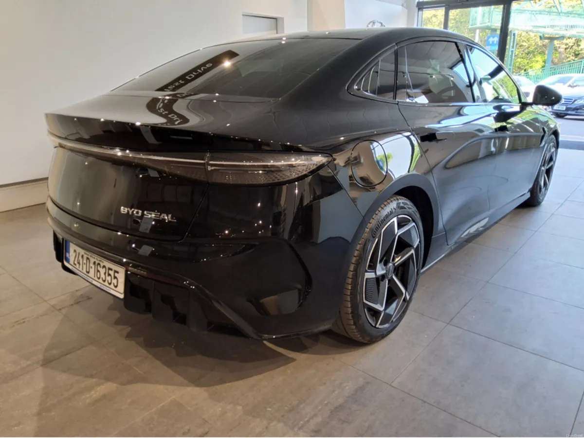 BYD SEAL 82.5 kWh DESIGN RWD - Image 2
