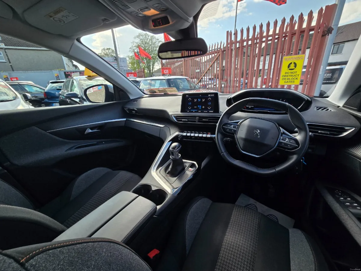 Peugeot 3008 ACTIVE 1.2 130 6.3 4DR - Image 5