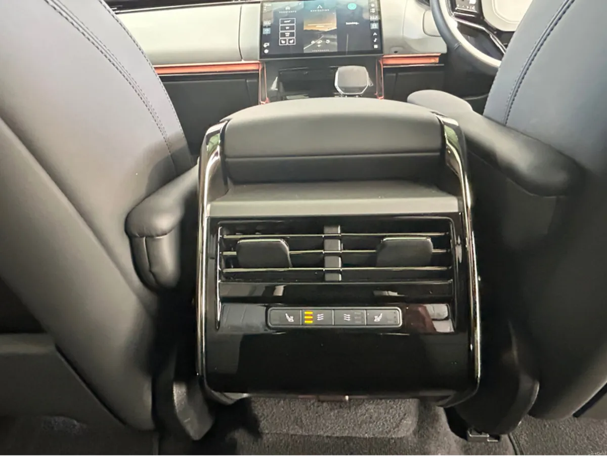 Land Rover Range Rover Sport * EDITION MODEL* CLOU - Image 4