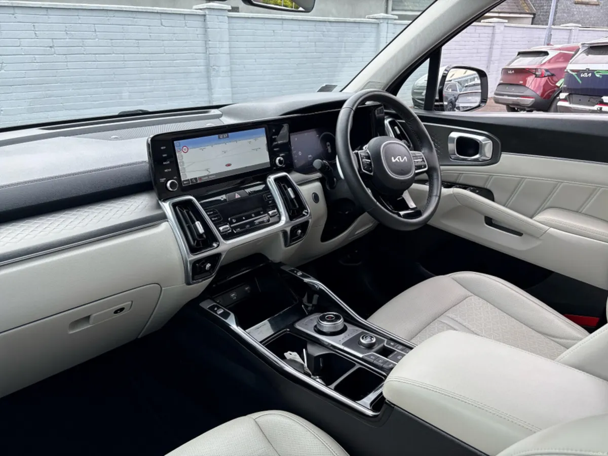 Kia Sorento K3 MY23 2WD 7S 5DR AUTO - Image 4