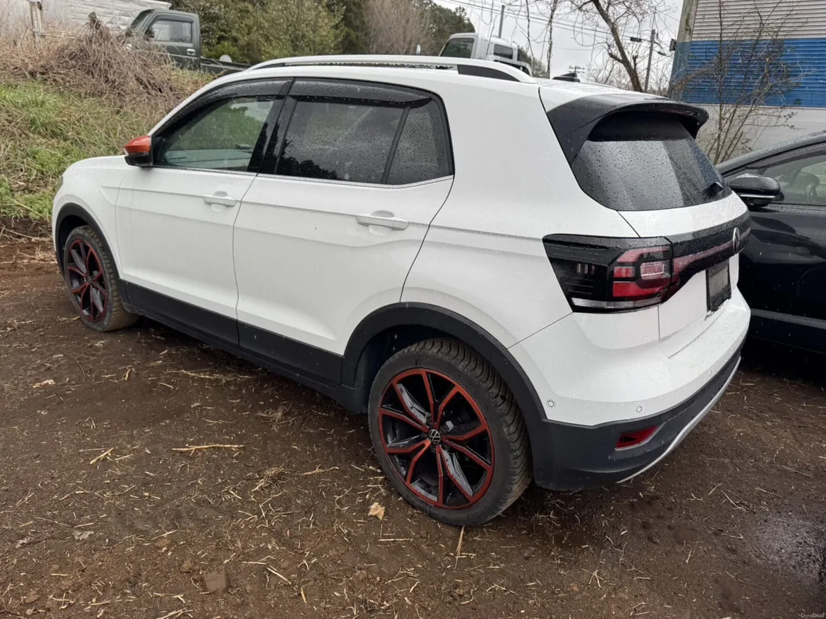 2021 Volkswagen T-Cross Automatic - Image 3