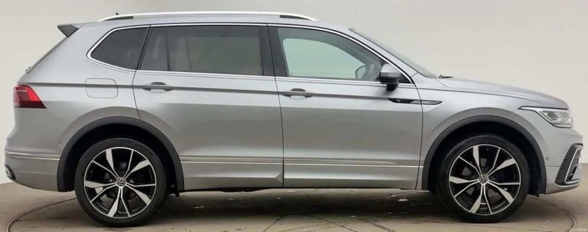 2.0 TDI R-Line SUV 5dr Diesel DSG Euro 6 (s/s) (15 - Image 2
