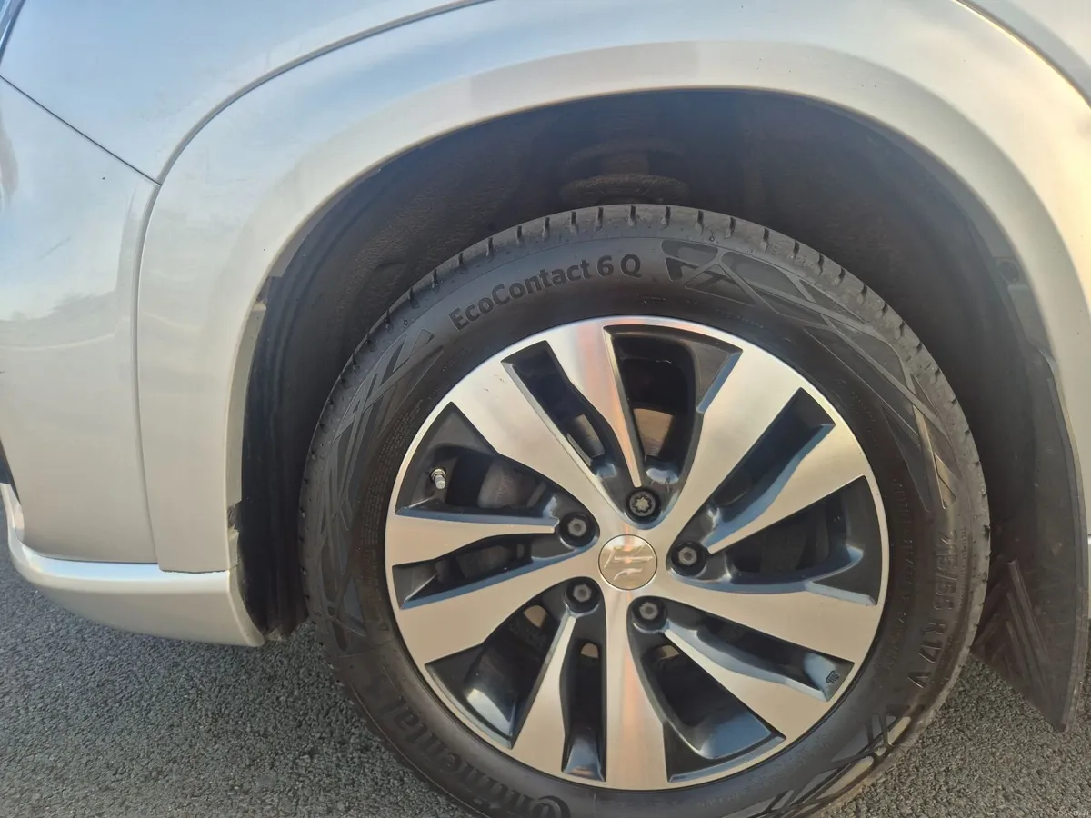 Suzuki SX4 S-Cross 2023 - Image 4