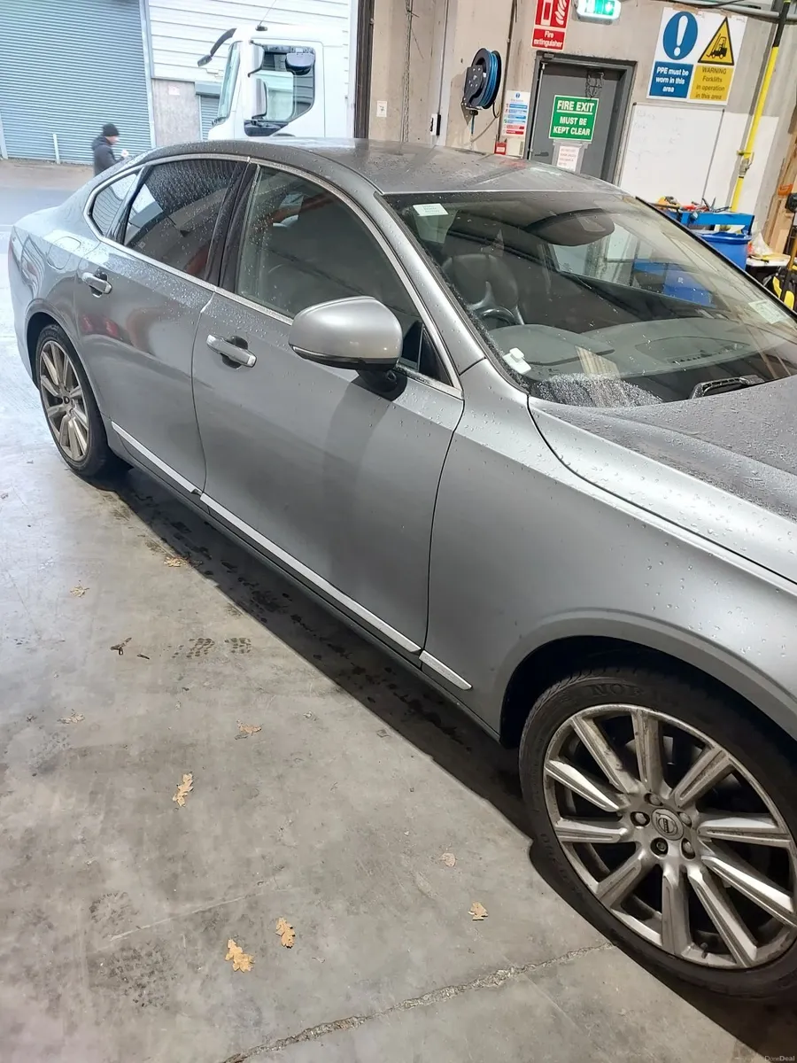Volvo S90 2017 - Image 5