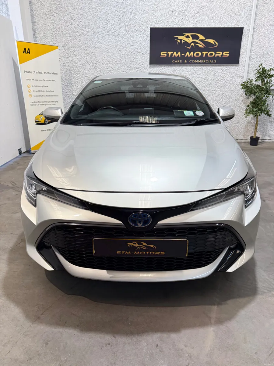 Toyota Corolla 2019 Hybrid Automatic - Image 4
