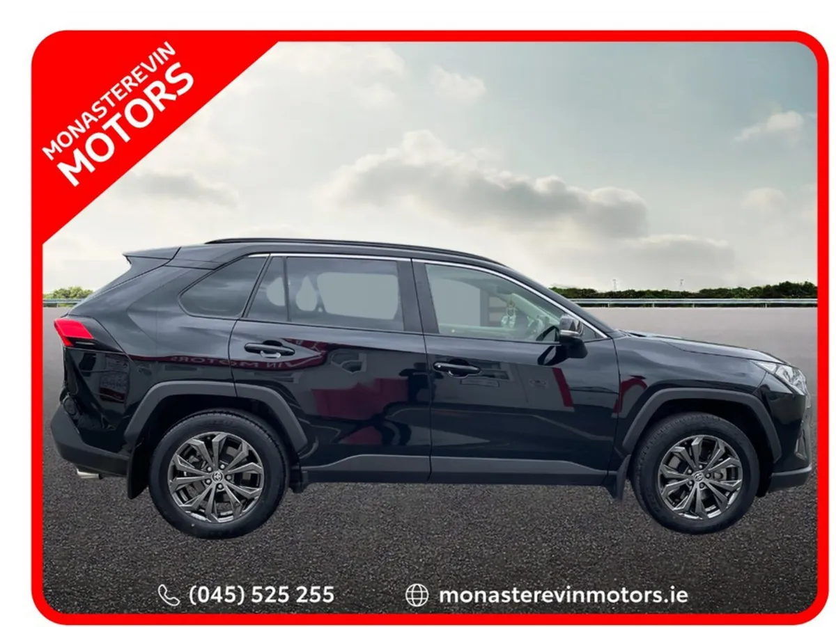 Toyota RAV4 HYBRID SOL 4DR AUTO - Image 3