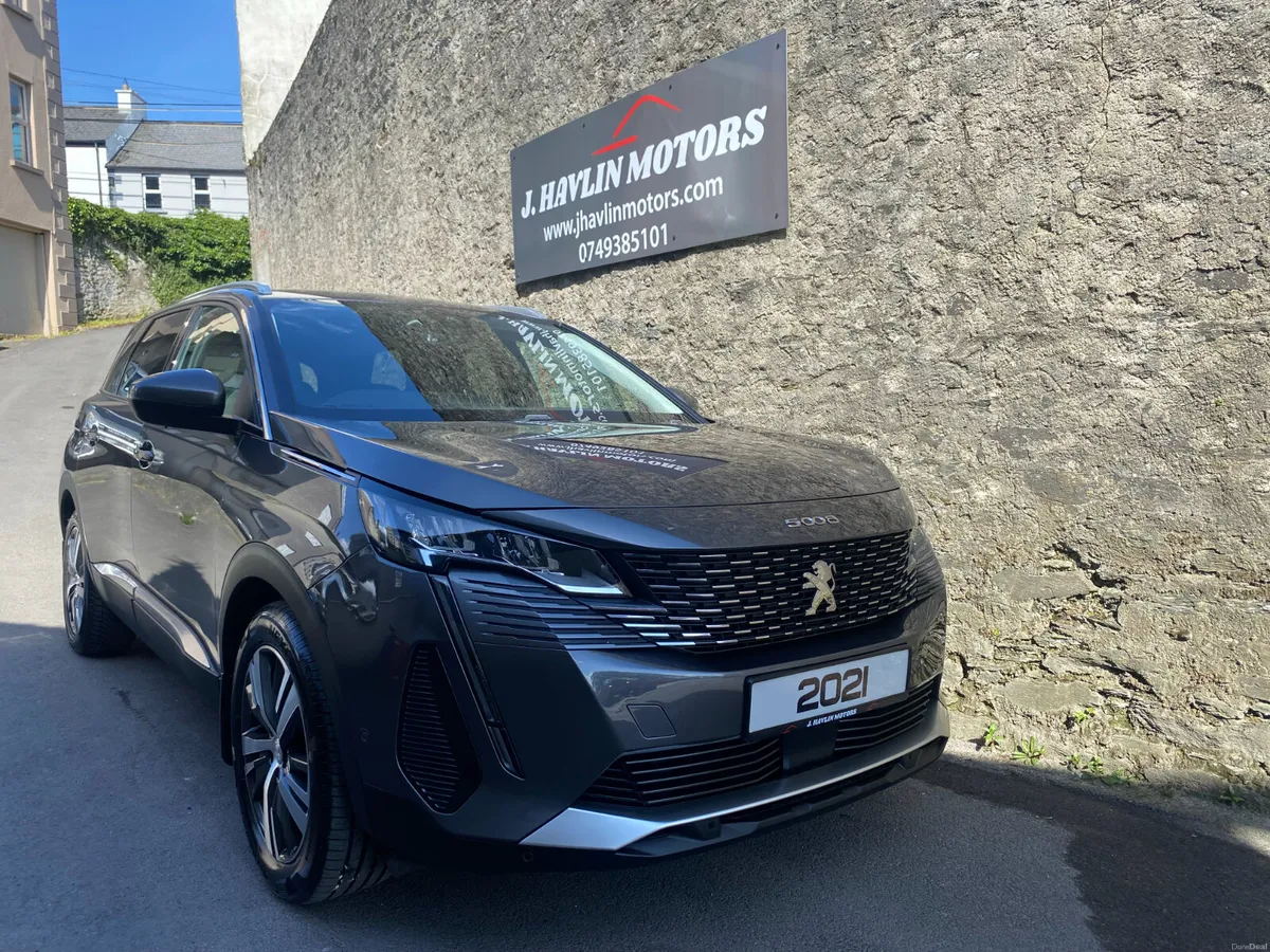 May 2021Peugeot 5008 Allure Premium DCi Auto - Image 2