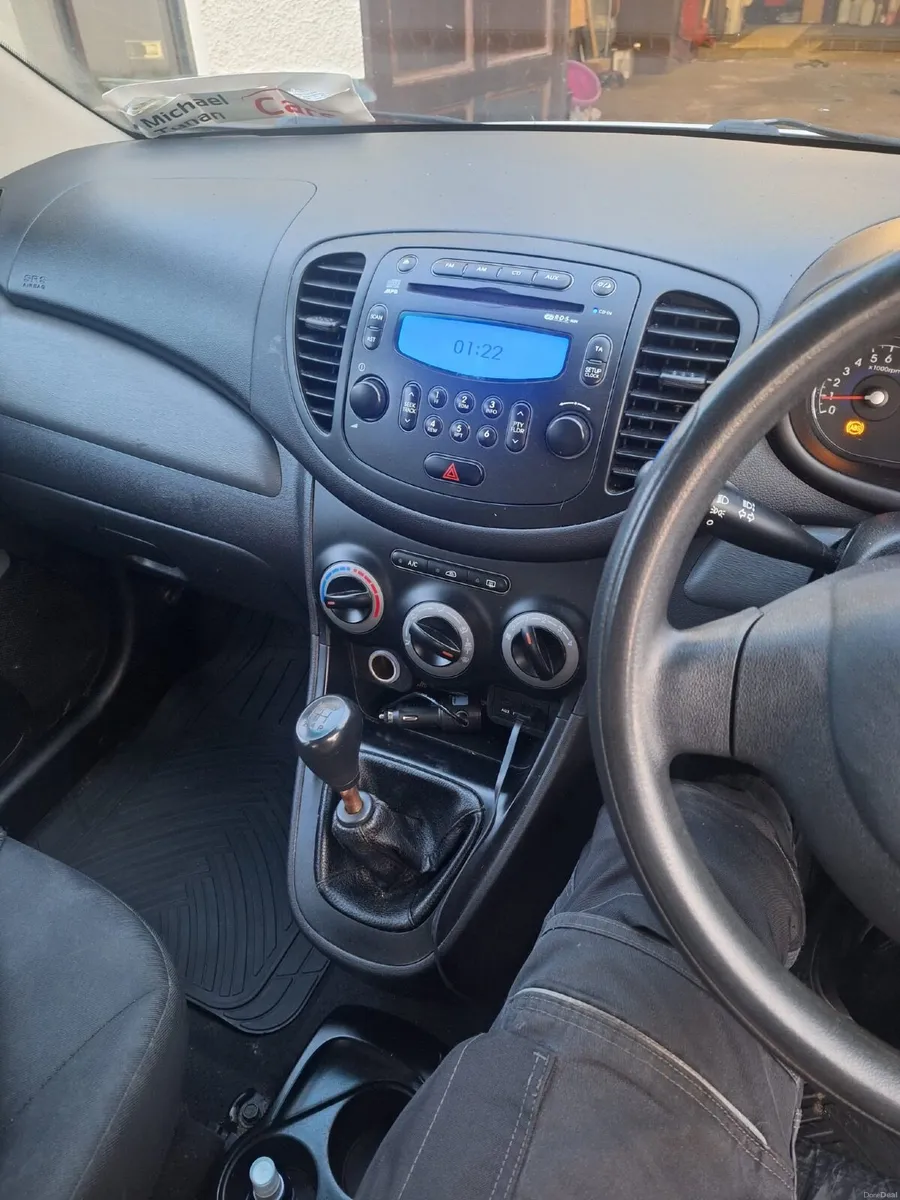 Hyundai i10 2013 - Image 1