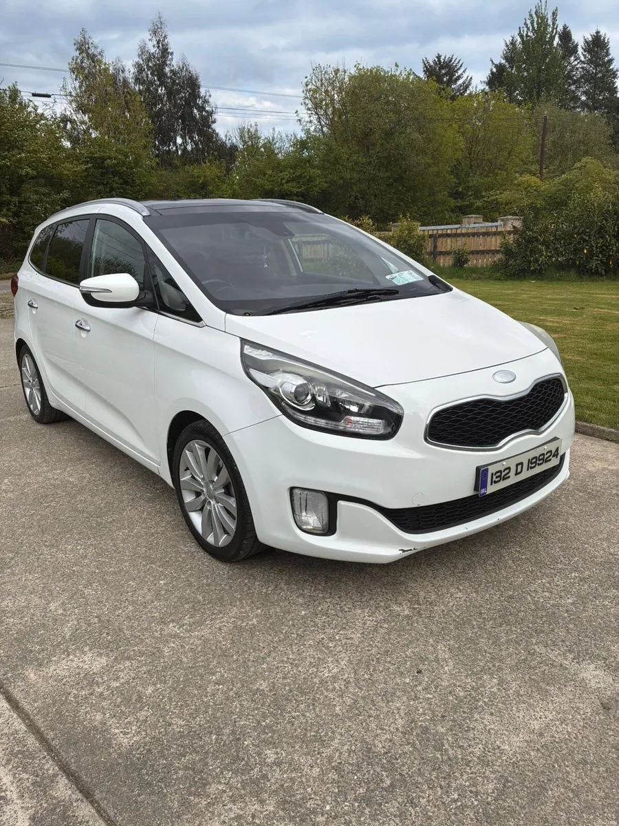 Kia Carens 2013 - Image 1
