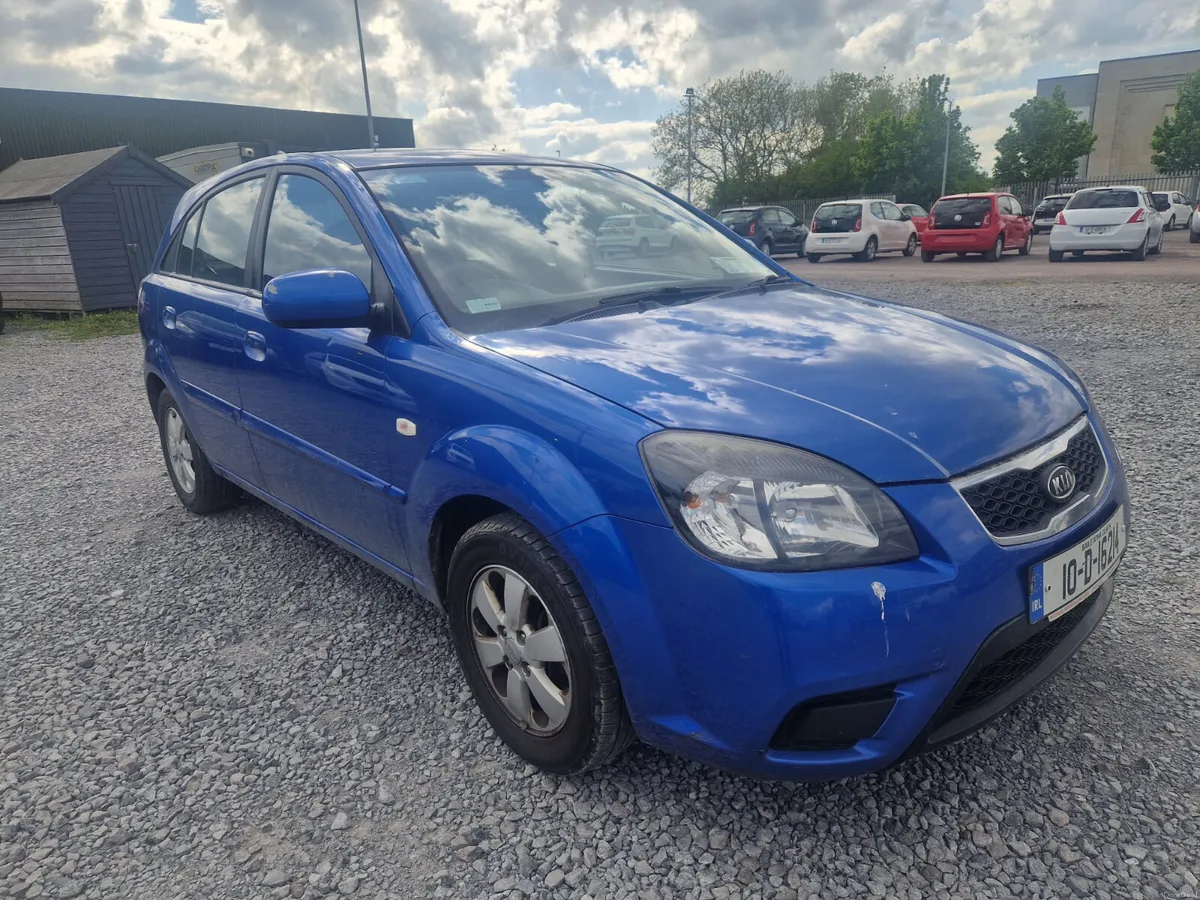 Kia Rio 2010 - Image 1