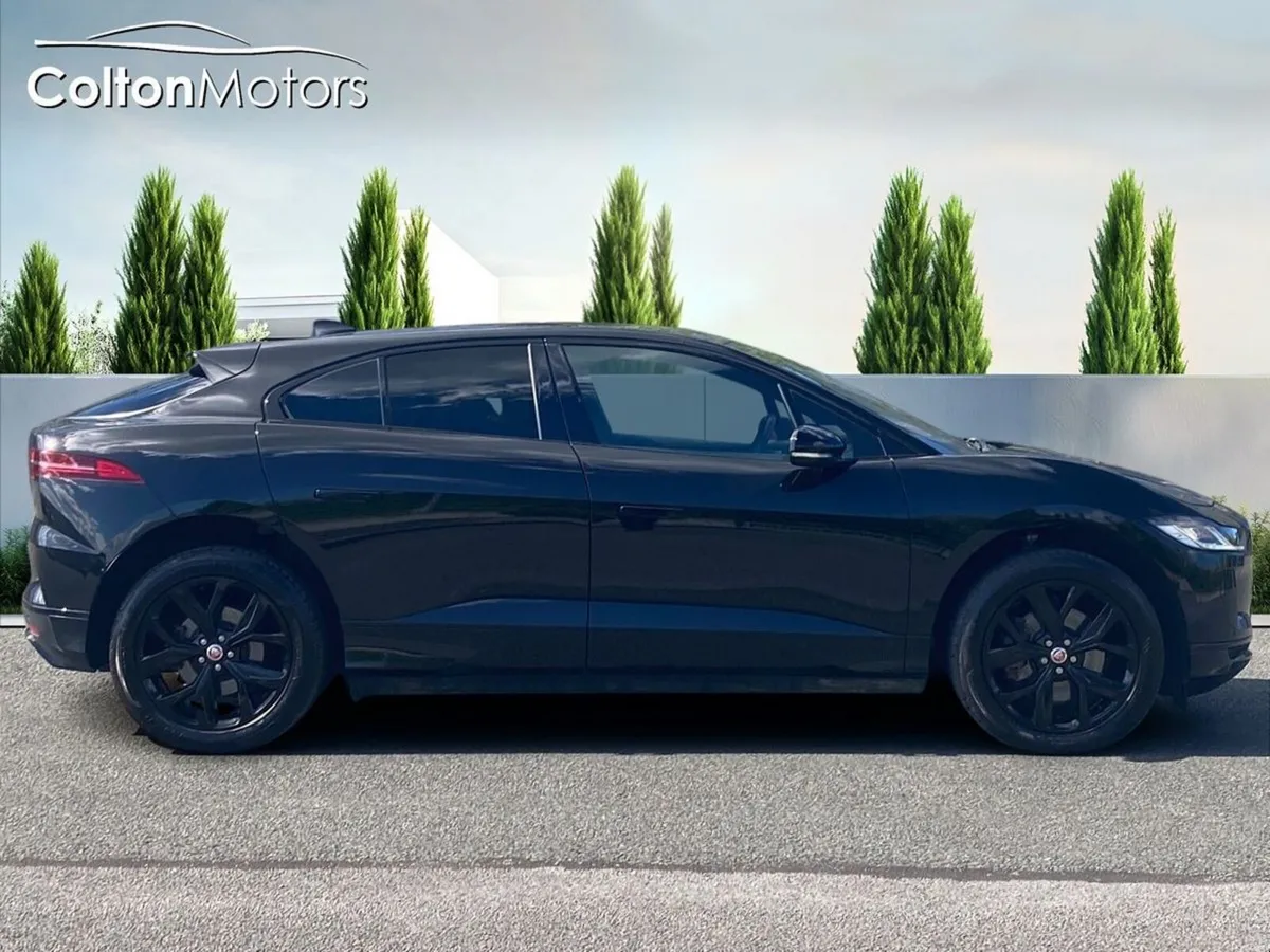Jaguar I-Pace Black  EV400 90kWh AWD - Image 4