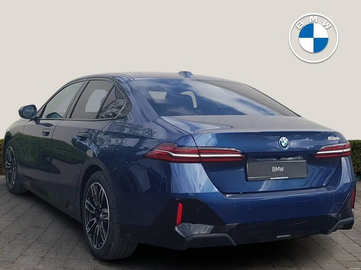 BMW 5-Series 530e M Sport - Image 2