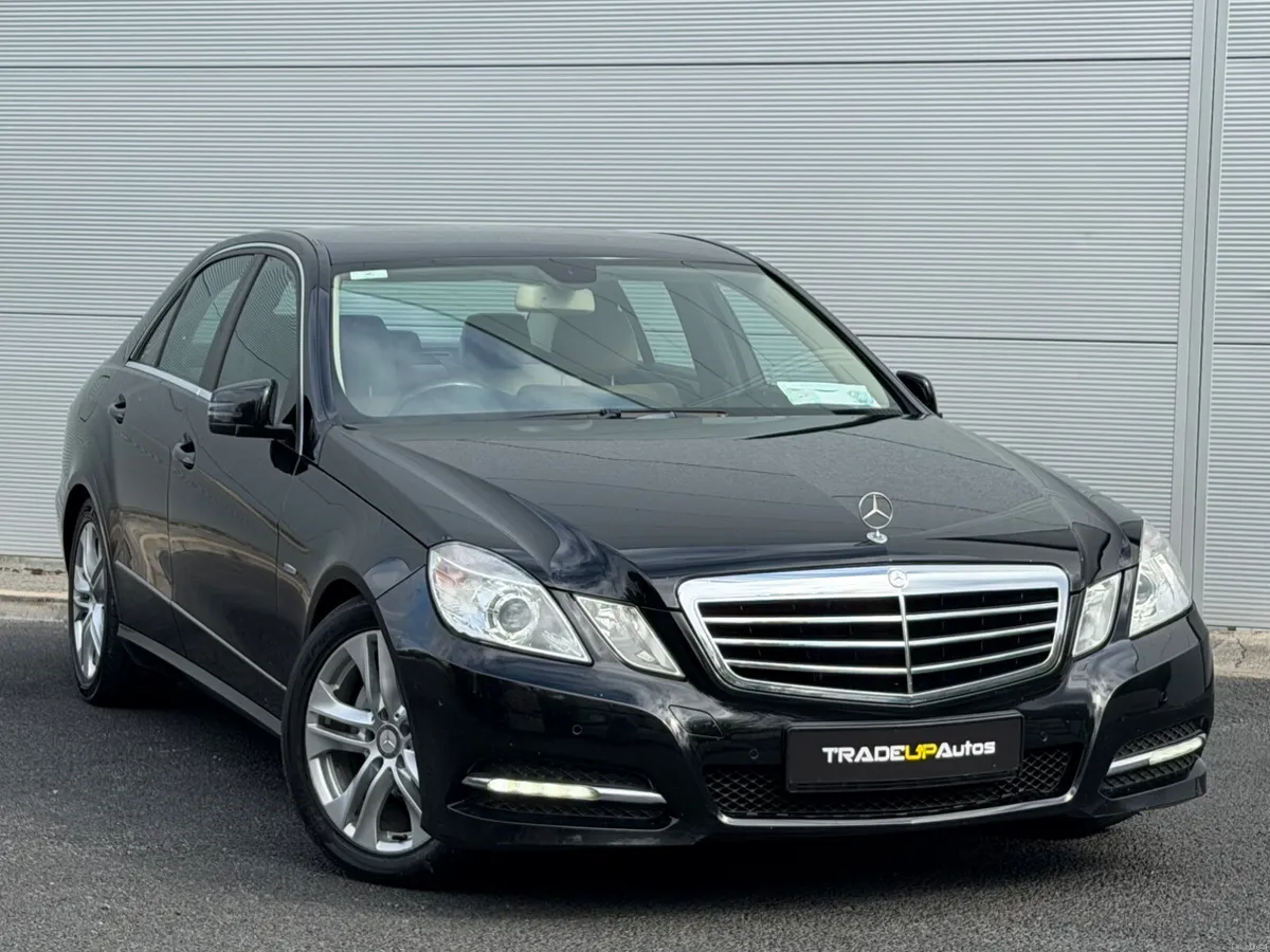 Mercedes-Benz E-Class Avantgarde - Image 1
