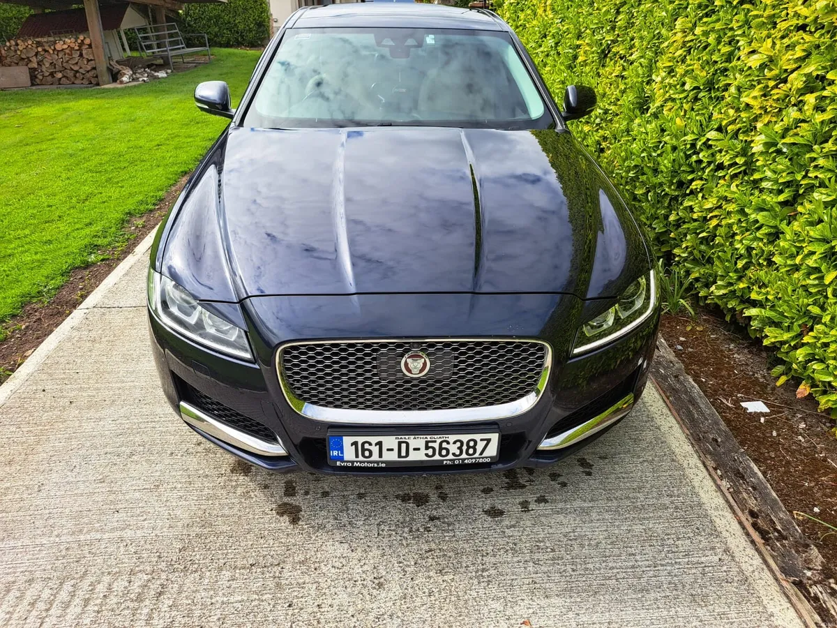 Car - Image 2