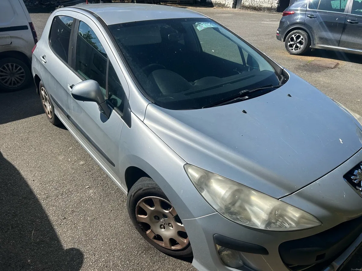Peugeot 308 - Image 1