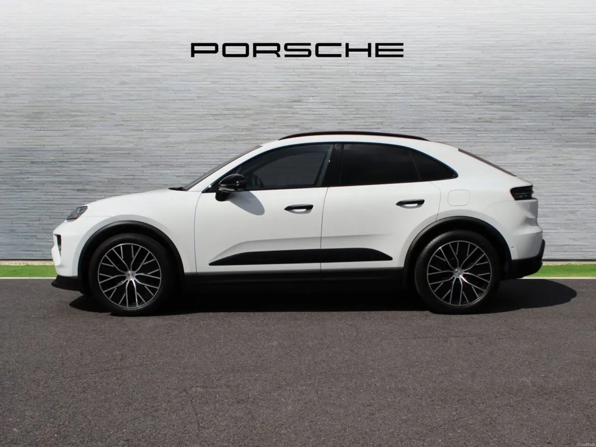 Porsche Macan Electric - Image 5