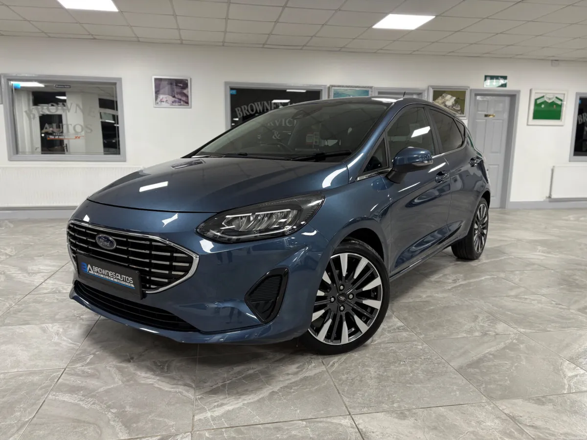 2023 Ford Fiesta Titanium X - Image 2