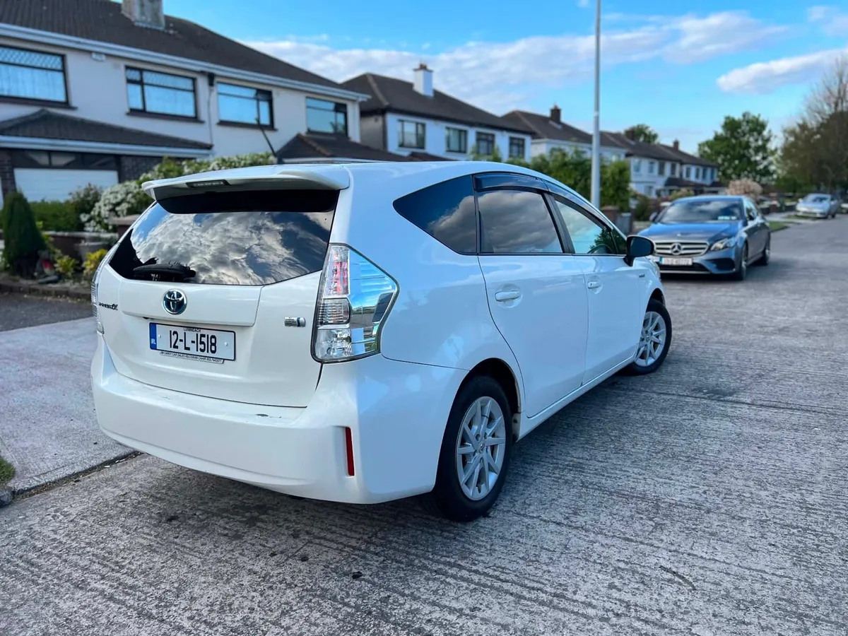 Toyota Prius 1.8 hybrid - Image 4