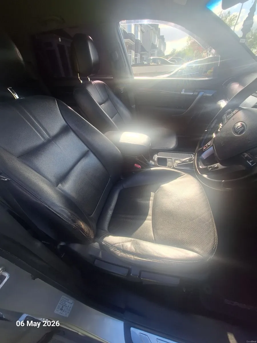 Kia Sorento 2013 - Image 2